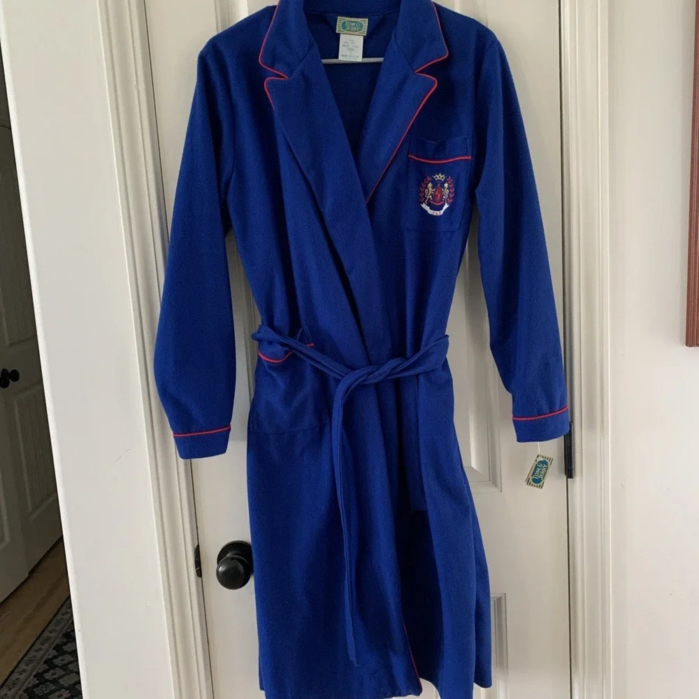 Vtg Tom & Jerry Boys Robe NWT Size 16 Made USA Crest On Pocket Blue W‎ Red Trim